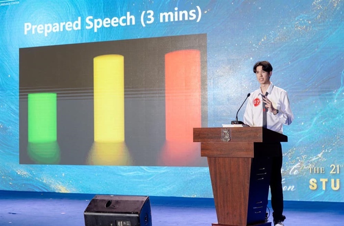LCI Student Wins Second Prize in English Speech Contest at Shantou...