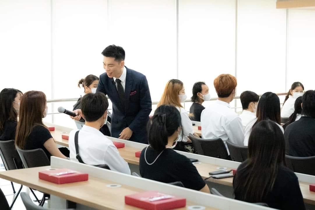 Renowned CEO Inspires Language for Careers Students with Invaluable ...